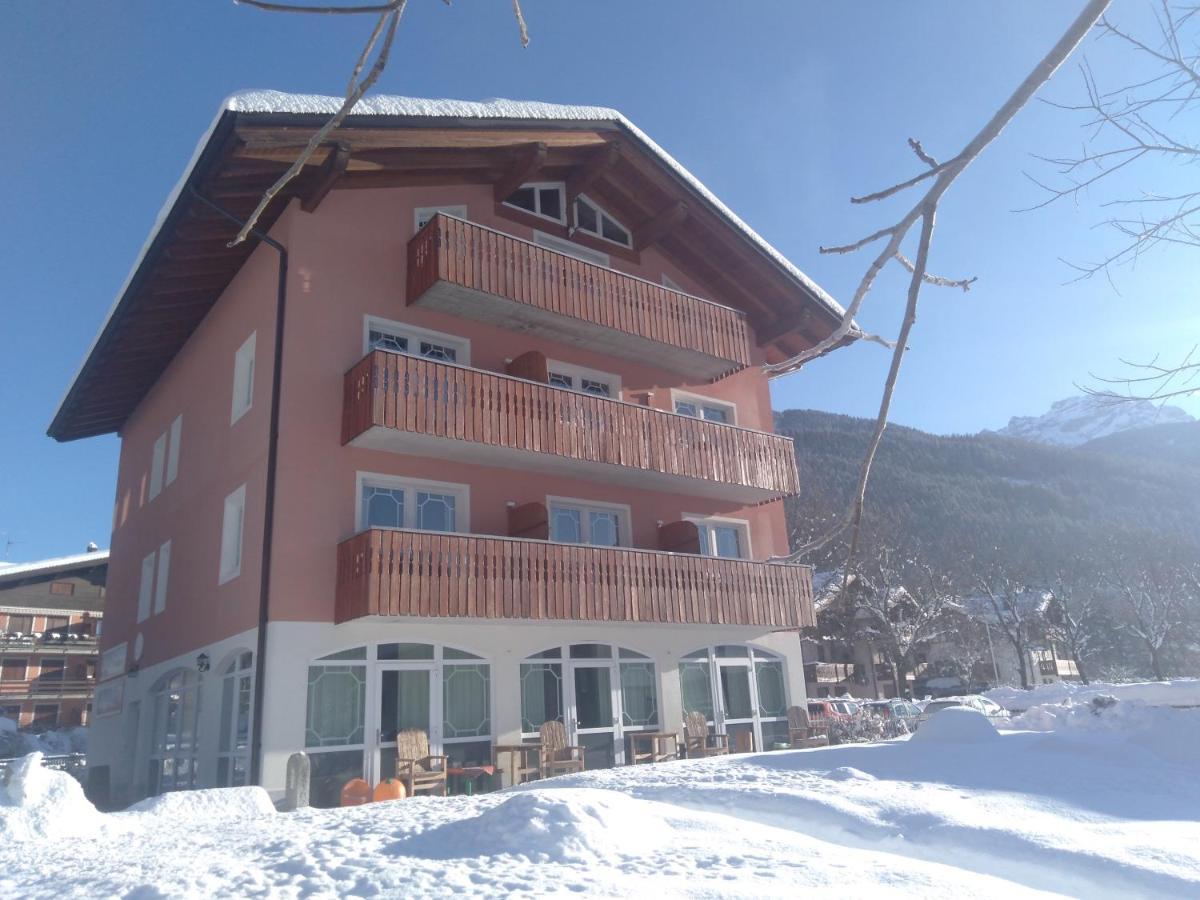 Hotel Garni Al Nardis カリゾーロ エクステリア 写真